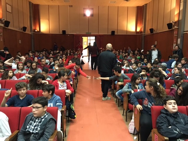 La Missione di 3P proiettato al cine-teatro Scauri di Pantelleria per gli studenti delle scuole medie