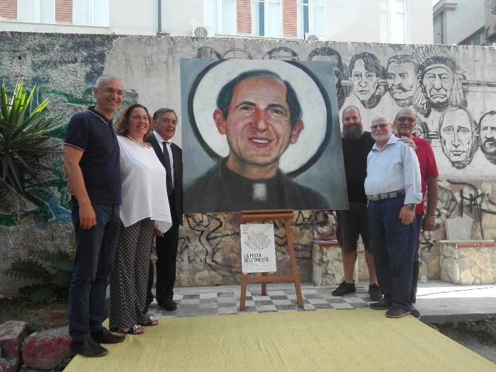 Foto durante l'incontro sul messaggio del Beato Puglisi tenutosi a piazza Mediterraneo