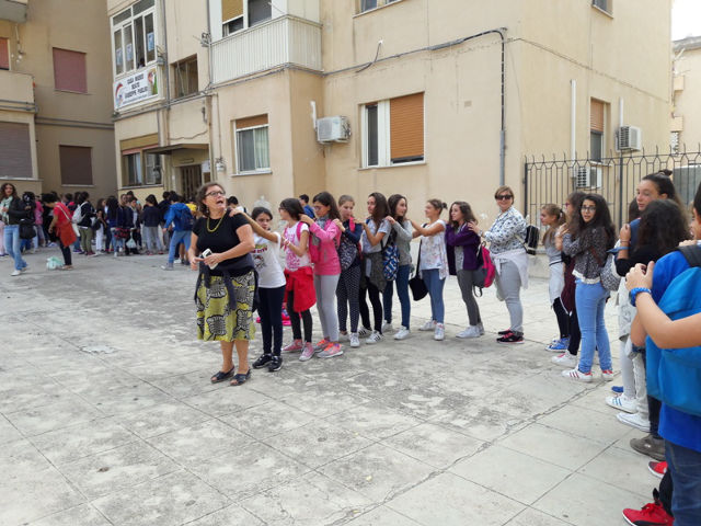 Le seconde classi dell'Educandato Maria Adelaide di Palermo visitano i luoghi del Beato Puglisi