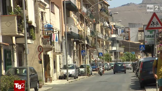 TG2. Nel servizio dedicato ai quartieri dello ZEN e Brancaccio si parla del Centro di Accoglienza Padre Nostro